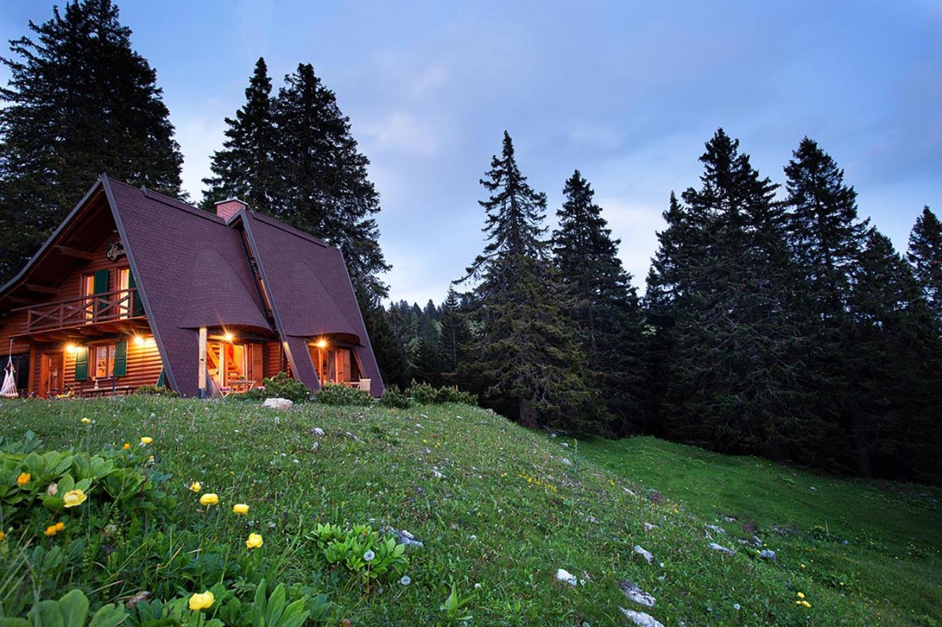 Chalet Alpinka Cerklje na Gorenjskem Luaran gambar